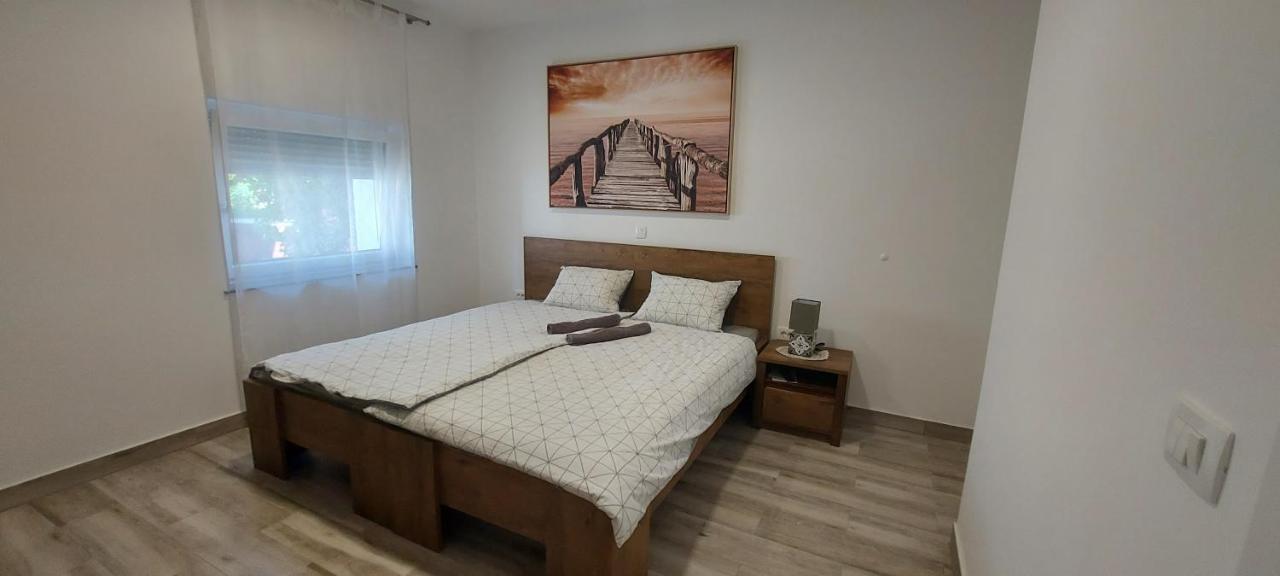 Hostel Postaja 卢瑟 外观 照片