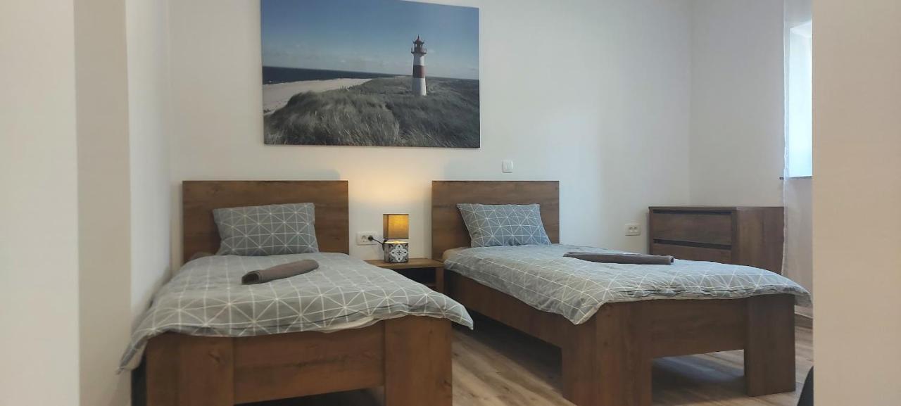 Hostel Postaja 卢瑟 外观 照片